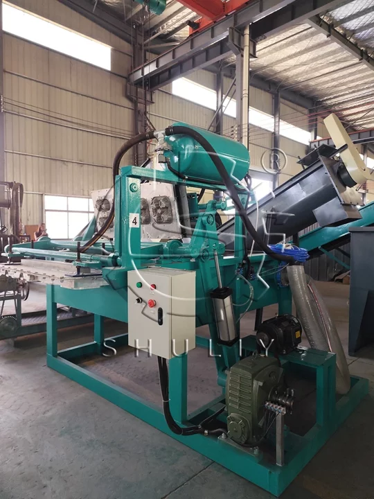 ডিমের ট্রে মেশিন