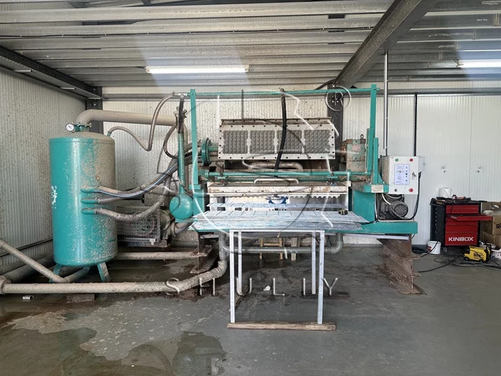 Industrial egg carton making machine